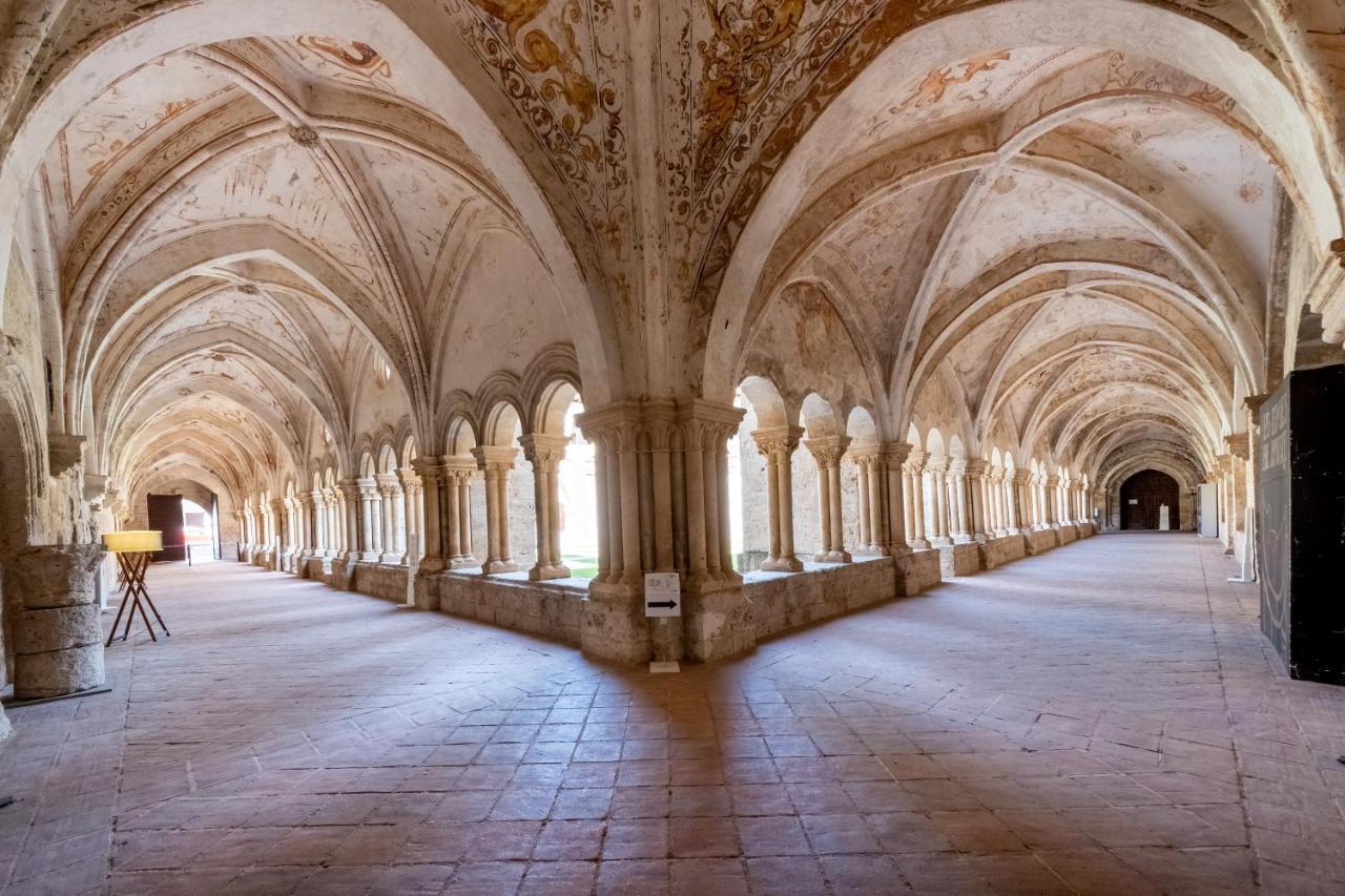 Castilla Termal Monasterio De Valbuena Valbuena De Duero Kültér fotó